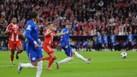 拉爵与阿莫林：信任共赢的商业联盟长期旅程